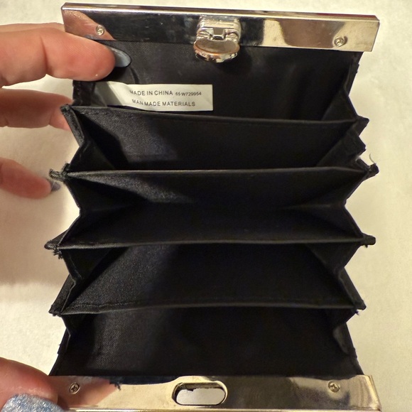 Unbranded (pu) leather- black. Flip turn lock coin/credit card wallet - Picture 4 of 7